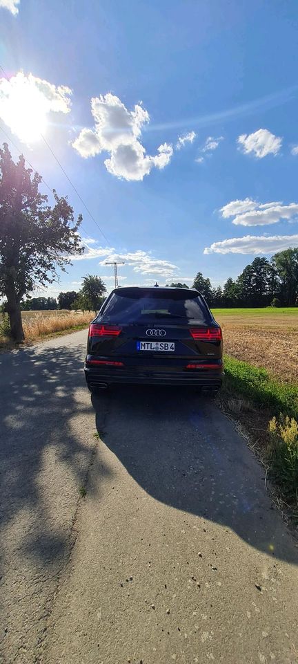 Verkaufe Audi Q7 S line in Wurzen