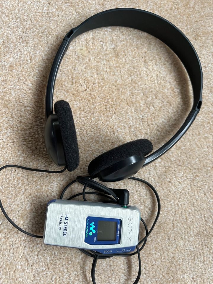 SONY Walkman SRF-M55  FM Stereo in St. Johann