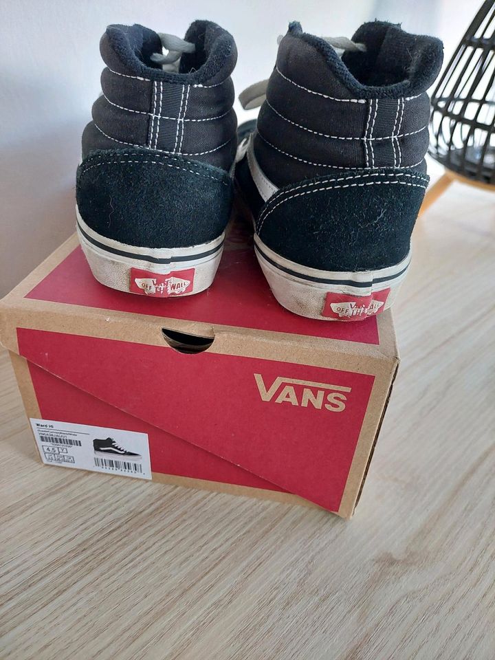 Vans Sneaker high hoch 36 in Essen