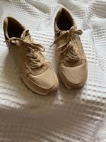Sneaker von Zara Sachsen-Anhalt - Halberstadt Vorschau