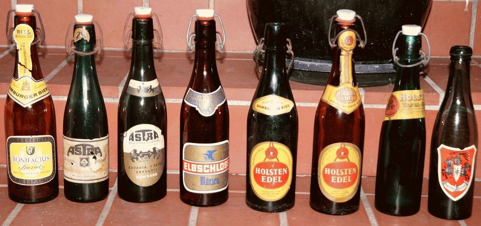 Sammlung  alte Hamburger Bier-Reklame in Nusse