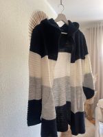 Strickjacke lang Cardigan WOLLJACKE gestrickt Gr M 38 Kapuze Baden-Württemberg - Loßburg Vorschau