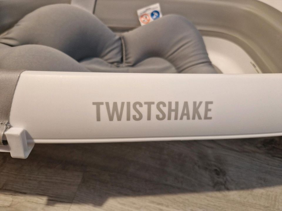 Twistshake Badewanne in Heiligenhaus