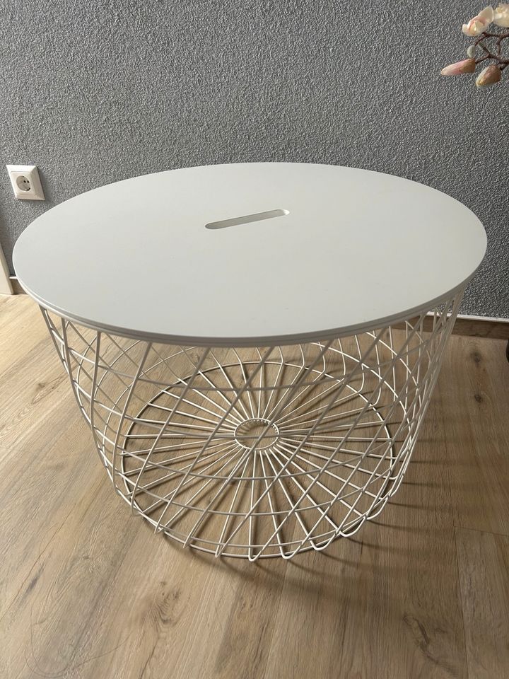 Ikea Tisch weiß in Genthin