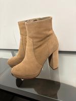 Hohe Stiefeletten Niedersachsen - Fredenbeck Vorschau