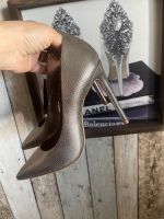 Steve Madden high heels echtleder Leder spitz hoch Pumps Niedersachsen - Laatzen Vorschau