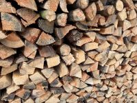 Brennholz, 1m gespalten, trocken, lieferung möglich Bayern - Roding Vorschau