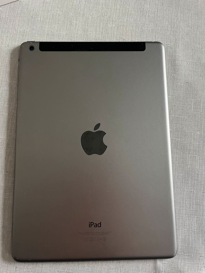 Apple iPad Air 128GB in Erfurt