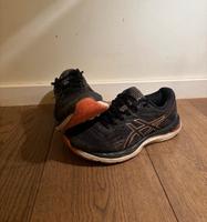 Asics Gel Cumulus 20 Korallenrot Schwarz Laufschuh 38 Hessen - Königstein im Taunus Vorschau