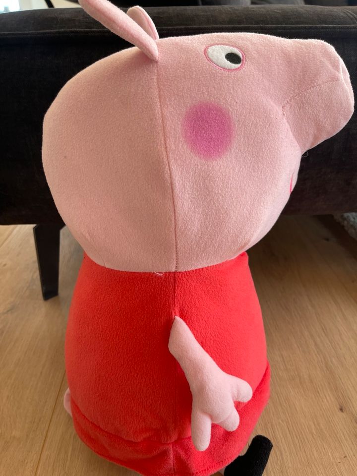 Peppa Pig Kuscheltier in Hermaringen