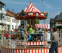 Kinderkarussell mieten, Karussell, Nostalgiekarussell Saarland - Saarwellingen Vorschau