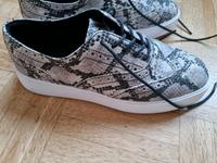 Clarks Schuhe mit Reptilienmuster Bayern - Raubling Vorschau