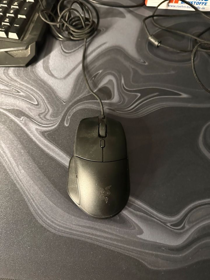 Razer Basilisk Maus in Scheeßel