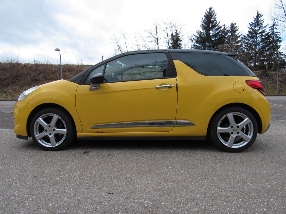 Citroën DS3 SportChic*Leder*Navi*Temp*PDC in Hechingen