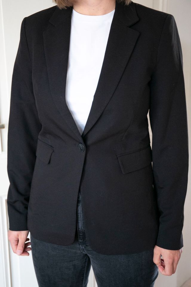 Mango Blazer Jacke Business Gr. 36 S Schwarz neuwertig in Potsdam