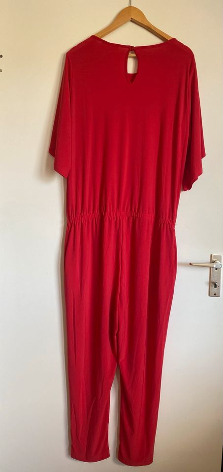 Jumpsuit *neu* Pfeffinger rot Gr. 22 (44 kurz) mit Etikett in Hochdorf