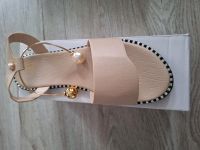 Sandalen mit Perlen Größe 40 NEU Sachsen-Anhalt - Hecklingen Vorschau