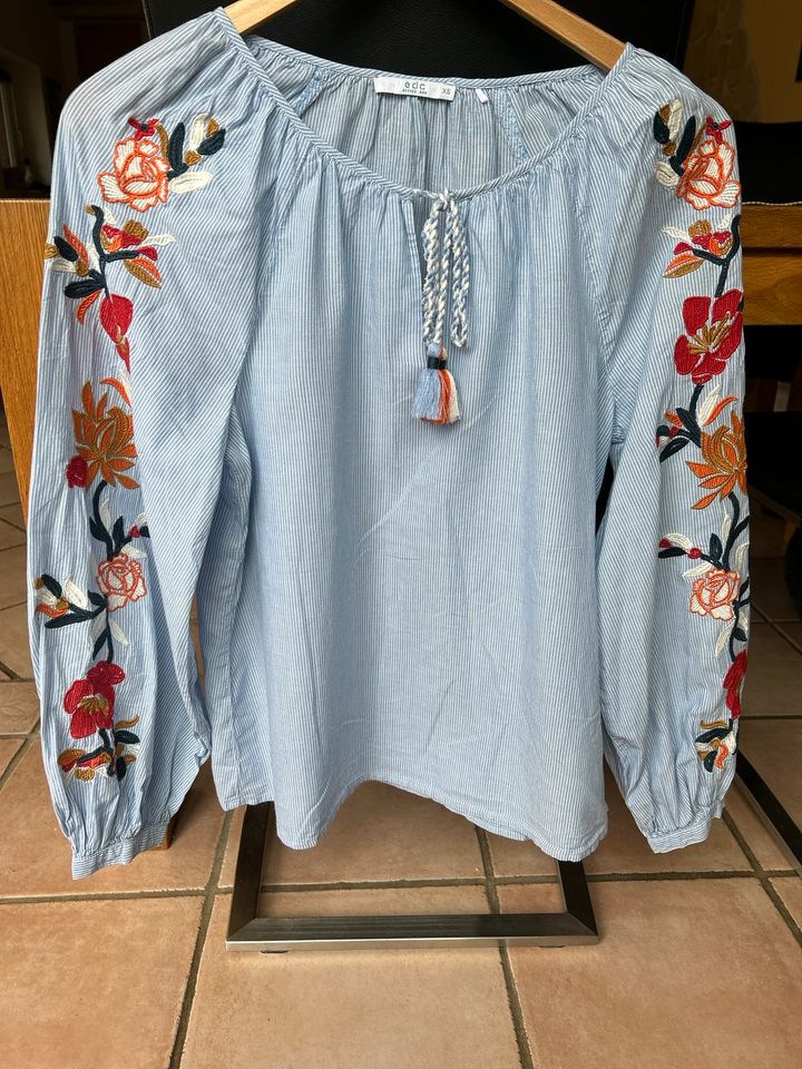 Damen Bluse blauweiß gestreift edc Größe XS in Niedersachsen - Celle | eBay  Kleinanzeigen ist jetzt Kleinanzeigen