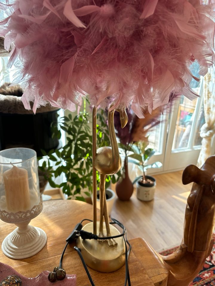 Flamingo Lampe Stehlampe Unikat mit rosa Federn in Bad Endorf