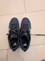 *Neuwertig* Adidas Turnschuhe Bayern - Tuntenhausen Vorschau
