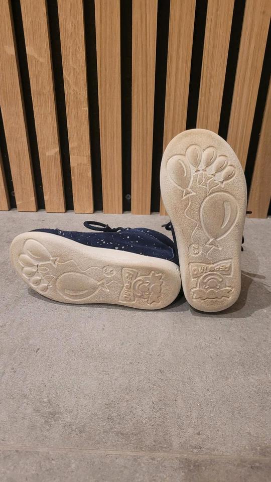 Lauflernschuhe Pepino Gr. 23 dunkelblau Glitzer Schmetterling in Sulzbach a. Main