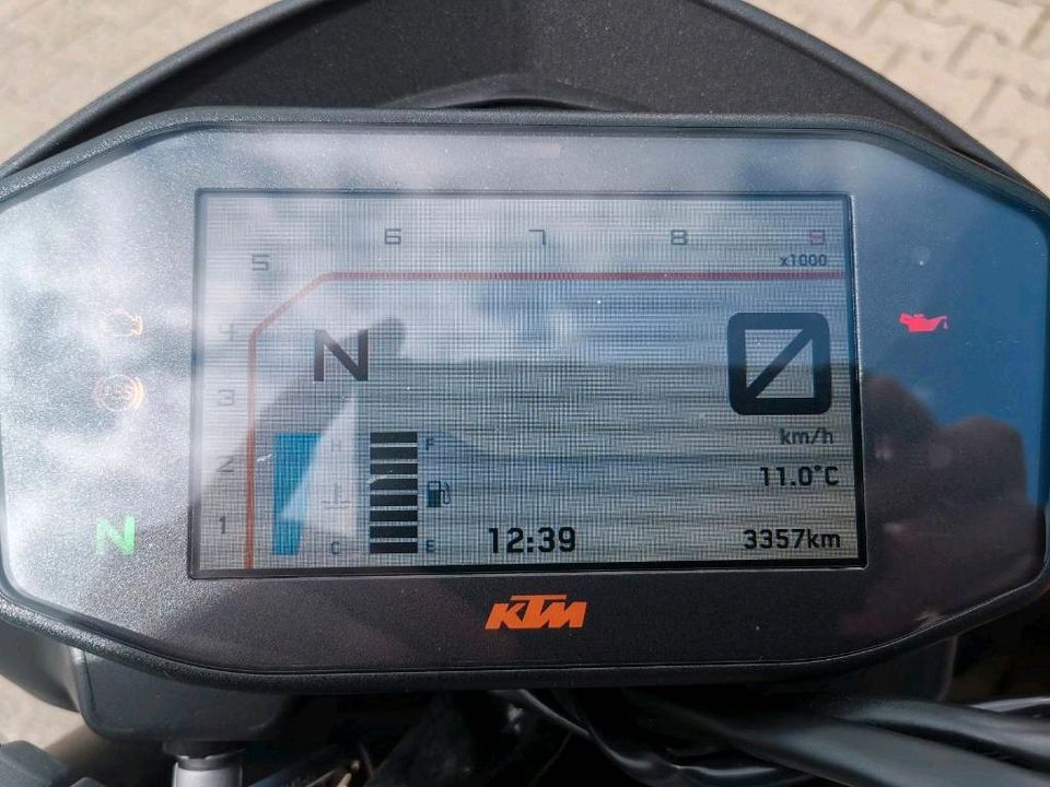 KTM Duke 690, mega viele Extras in Gardelegen  