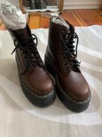 Dr Martens 1460 Pascal Max Dark Brown Stiefeletten in 39 Mitte - Wedding Vorschau