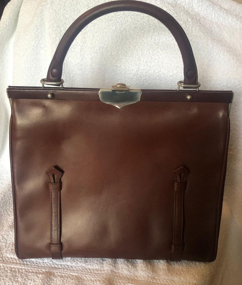 Vintage Lederhandtasche 60er Jahre in Saarbrücken