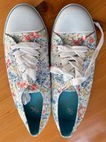 Sommerliche flache Damenschuhe Hessen - Wetzlar Vorschau