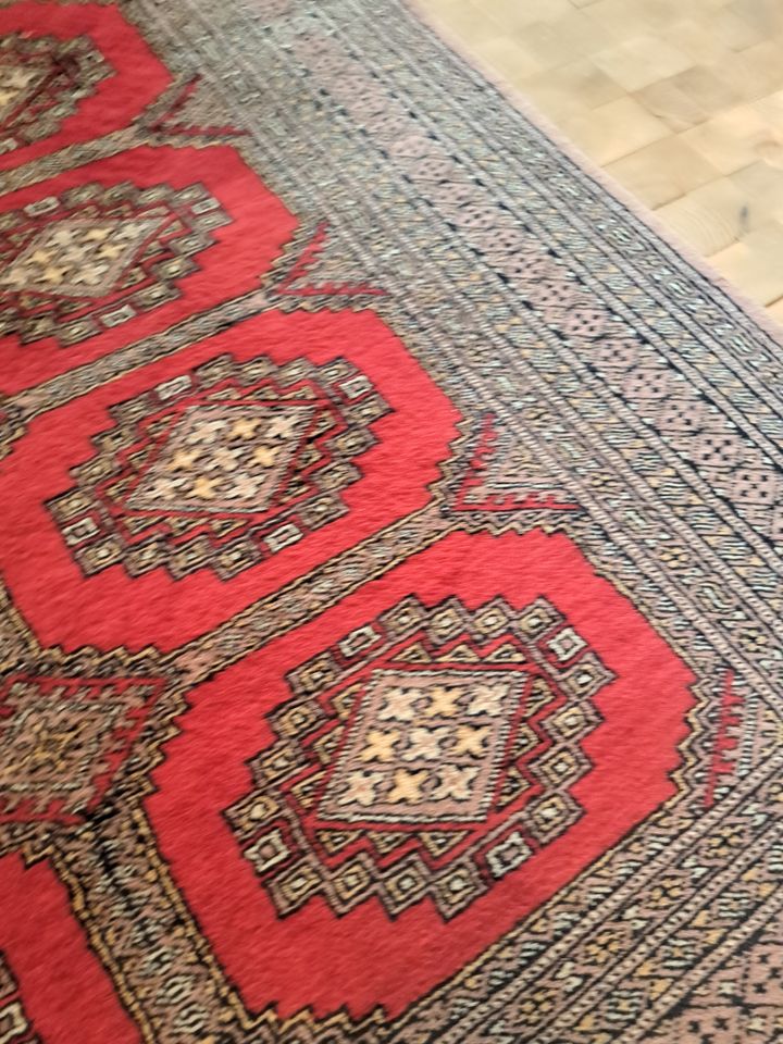 Wunderschöne Teppiche zu verkaufen, verschiedene Farben in München