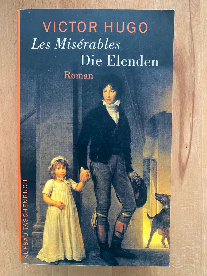 Klassiker: Les Misérables von Victor Hugo, Aufbau Taschenbuch in Aschaffenburg