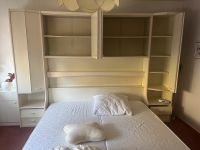Schlafzimmer: Doppelbett mit Matratze + Schrank Frankfurt am Main - Heddernheim Vorschau