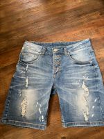 Jeansshorts blau destroyed S 36 one Green elephant Schleswig-Holstein - Poyenberg Vorschau