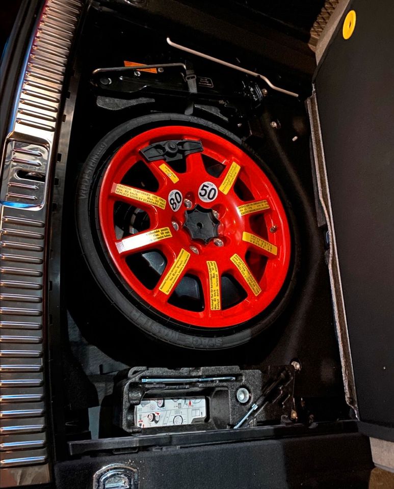 Porsche Cayenne GTS 4.8 420 PS V8 Chrono Paket Schwarz Bose 21 in Sankt Augustin