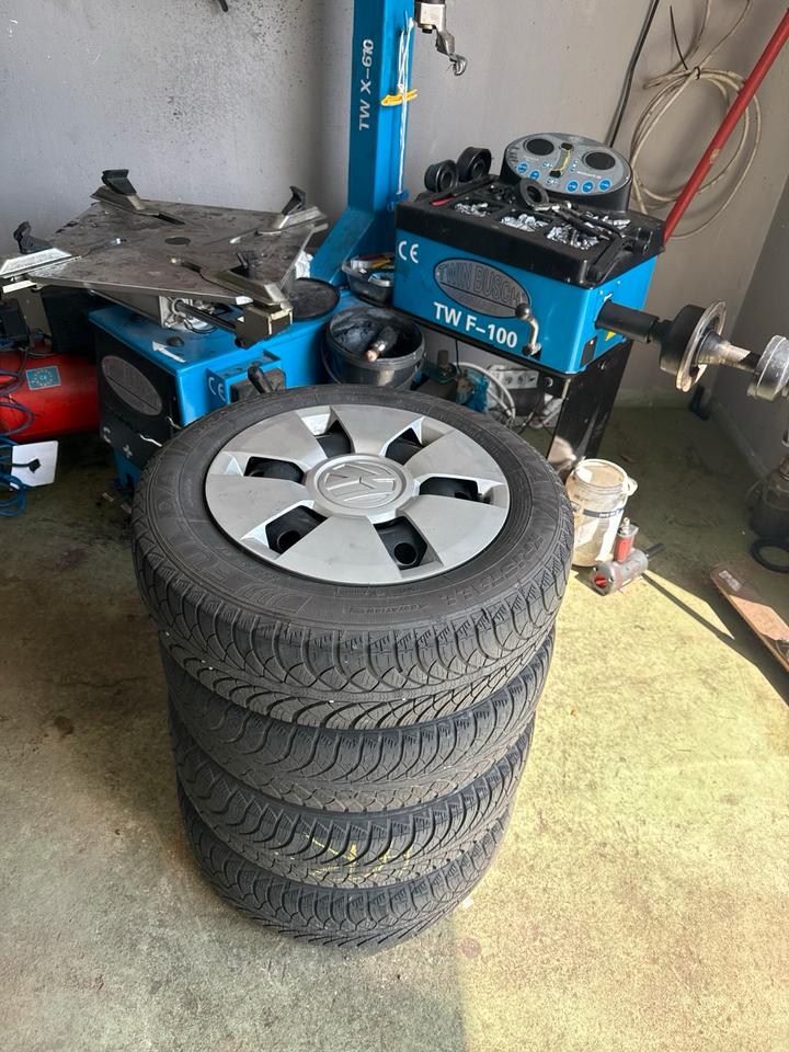 Autoreparatur, Radwechsel, Reifenmontage, Kupplung, Bremse, Licht in Bad Säckingen