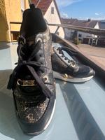 GUESS Große 39 Baden-Württemberg - Waiblingen Vorschau