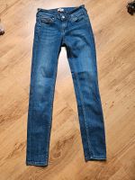 Jeans Hilfiger 25/32 Niedersachsen - Meppen Vorschau