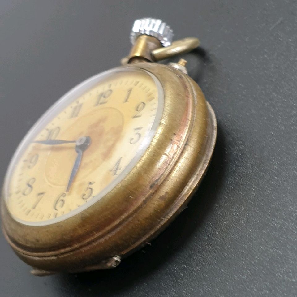 Vintage kleine Taschenuhr ( aus Deutschland ) d = 36 mm in Recklinghausen