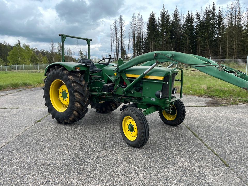 John Deere 710 S   50 PS   Baujahr 1967 in Wolfhagen 