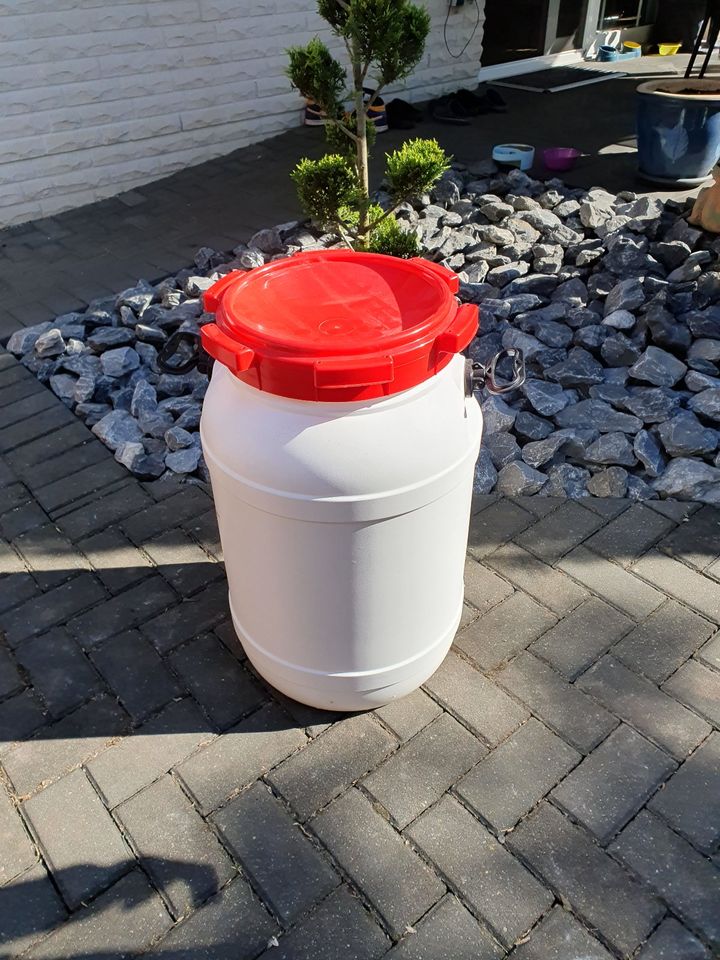 Weithalsfass Schraubdeckel mit Gummidichtung wasserd.  68,6 Liter in Diepenau