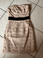 figurbetontes Kleid trägerlos Gr.34/XS H&M Nordrhein-Westfalen - Kerpen Vorschau