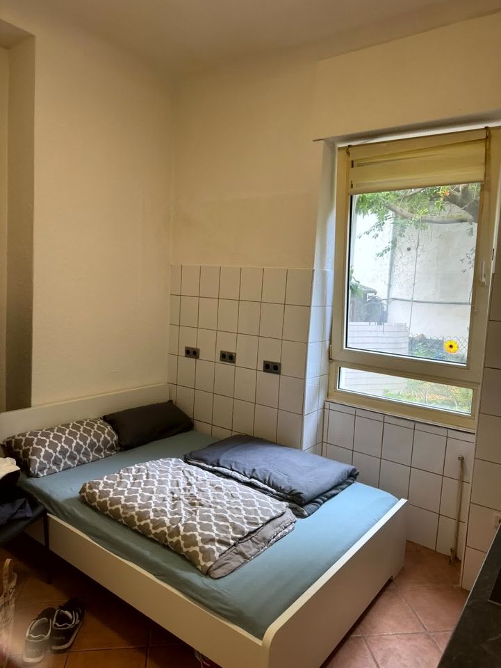 Möbliertes 1 Zimmer Apartment mit Küche und Bad 60489 Frankfurt Rödelheim in Frankfurt am Main