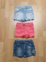 Mädchen kurze Hose  Hosen Gr. 80 zusammen 4€ Nordrhein-Westfalen - Kleve Vorschau
