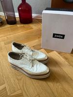 ZINDA Halbschuhe in Creme aus Leder Berlin - Wilmersdorf Vorschau