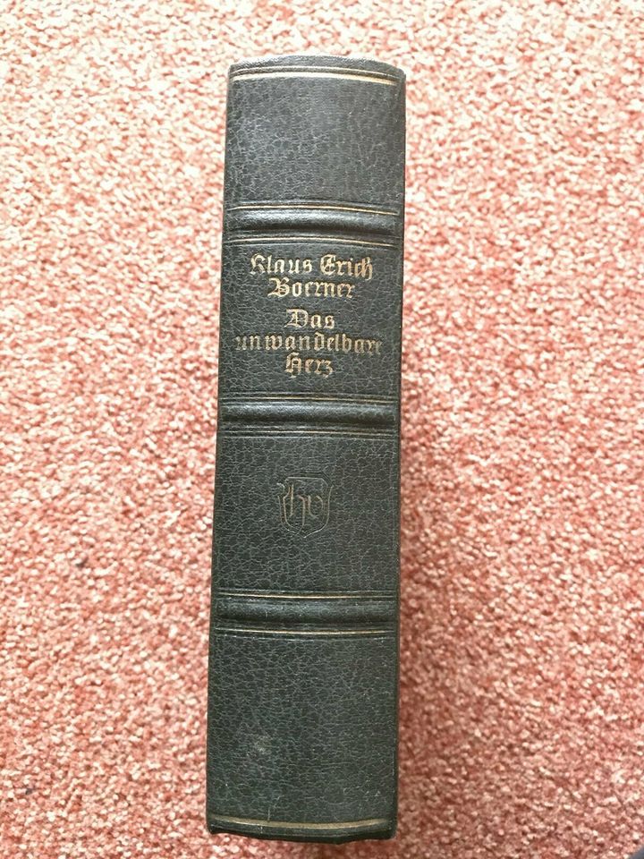 Das unwandelbare Herz, Roman aus einer deutschen Familie,von 1939 in Hamburg