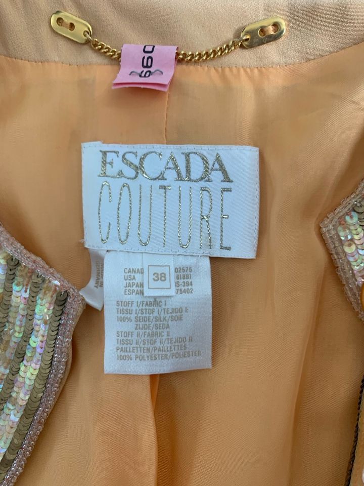 Vintage Escada Couture Blazer 100% Seide 38/40 mit Pailletten in Düsseldorf