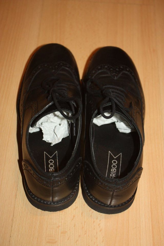 Friboo schwarze Schuhe Gr. 37 in Esslingen