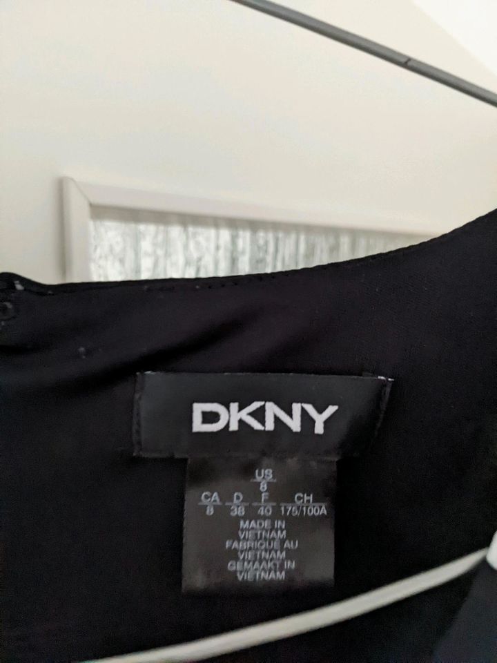 DKNY Pünktchen Kleid in Bielefeld