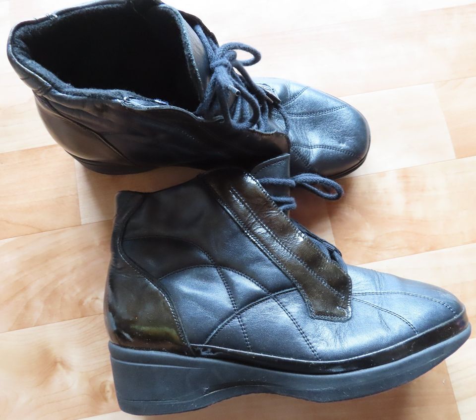 Damen Schuhe Gr. ca. 38 - 40 in Düren