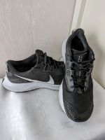 Nike Pegasus Trail Gr. 45, schwarz/weiß Duisburg - Duisburg-Süd Vorschau